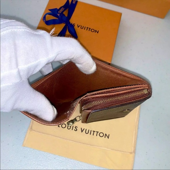 ***SOLD*** Louis Vuitton Porte Tresor Wallet mono - Picture 2 of 11
